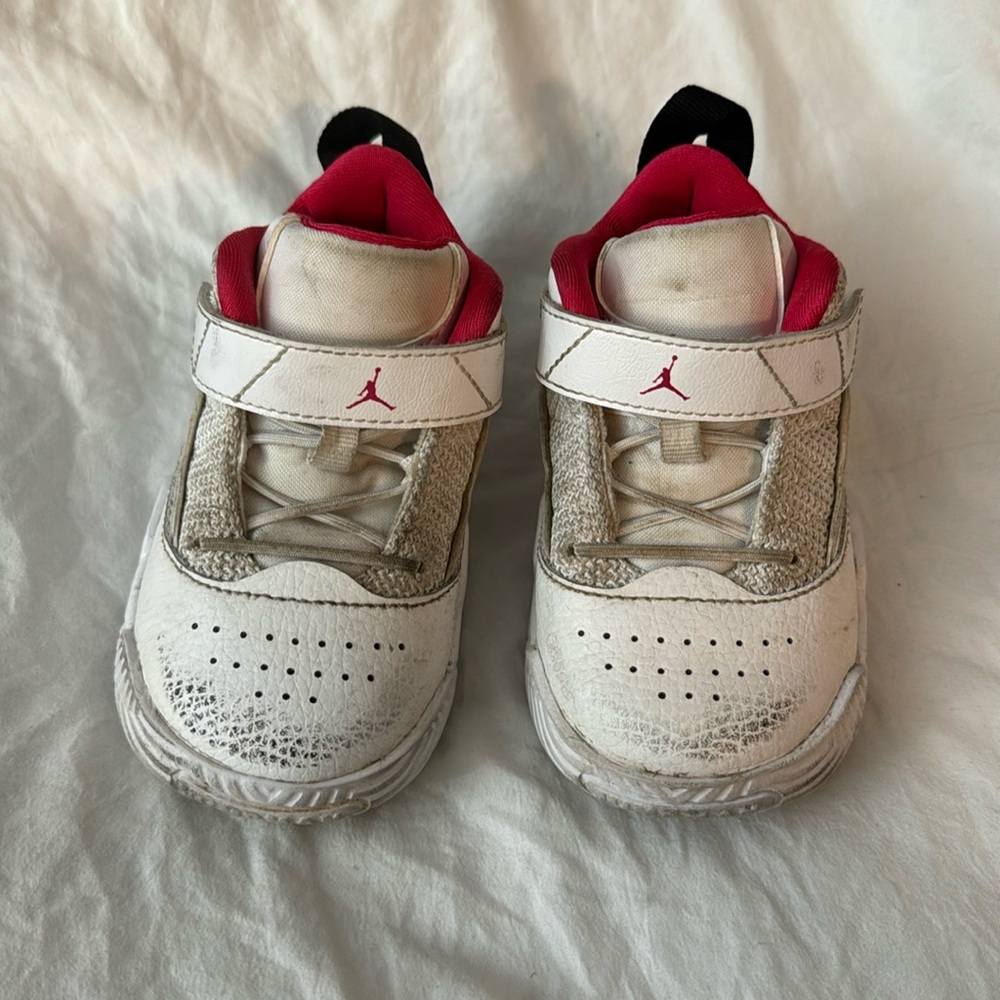 Pink and white Jordan’s